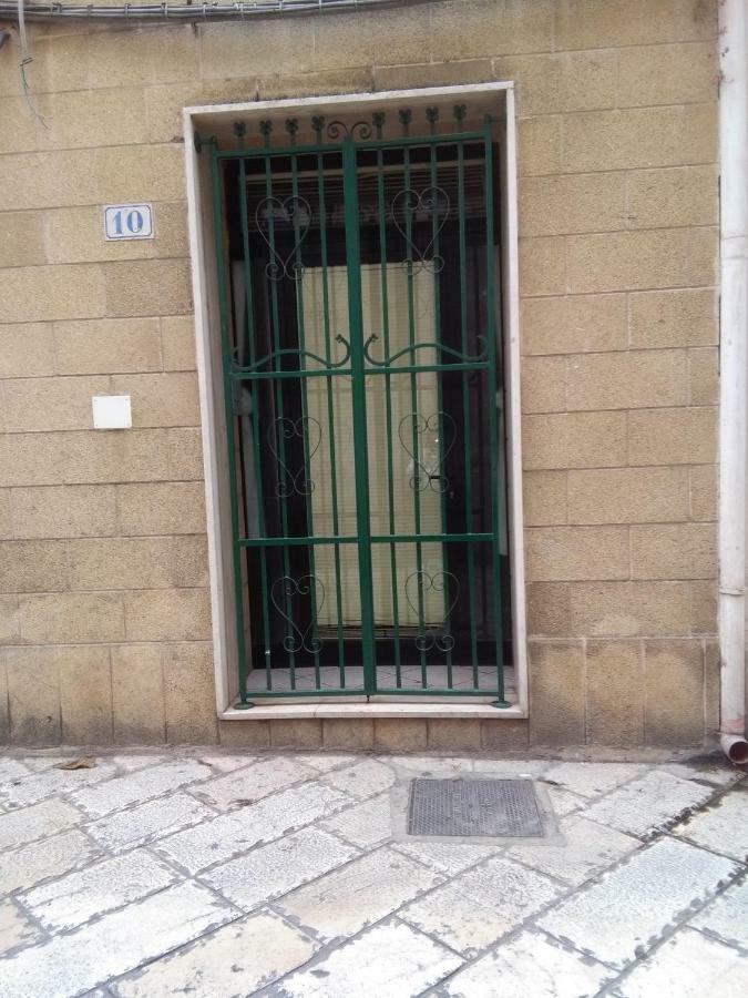 Centro Storico Apartment Brindisi Bagian luar foto