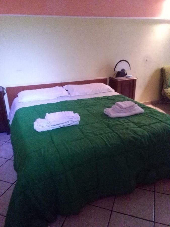 Centro Storico Apartment Brindisi Bagian luar foto