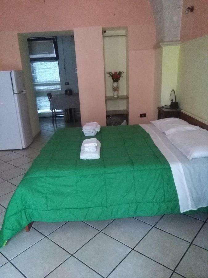 Centro Storico Apartment Brindisi Bagian luar foto